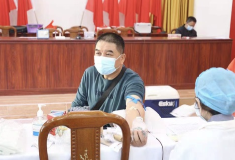 截屏2021-12-17 23.25.40.png